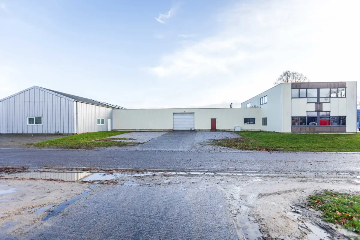 Handelszaak te  huur in Waver 1300 4000.00€  slaapkamers 580.00m² - Zoekertje 634452