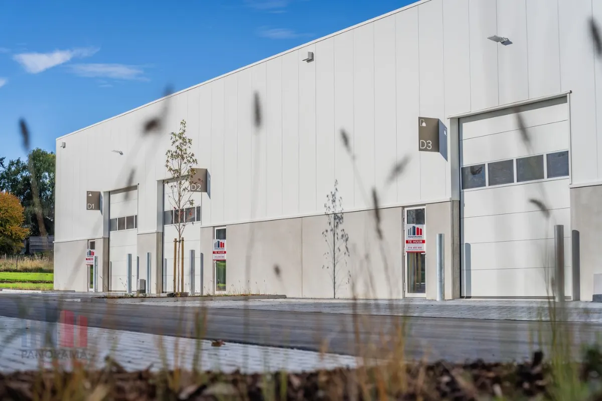 Handelszaak te  huur in Tienen 3300 4400.00€  slaapkamers 672.00m² - Zoekertje 634074