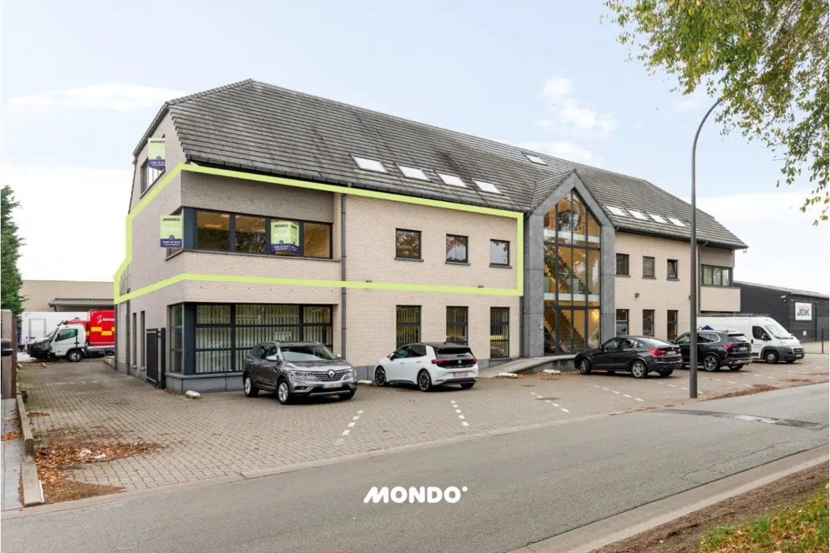 Commerce à louer à Londerzeel 1840 1950.00€  chambres m² - Annonce 634546