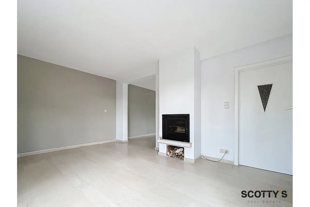 Maison à louer à Rhode-Saint-Genese 1640 1690.00€ 4 chambres 151.00m² - Annonce 650996