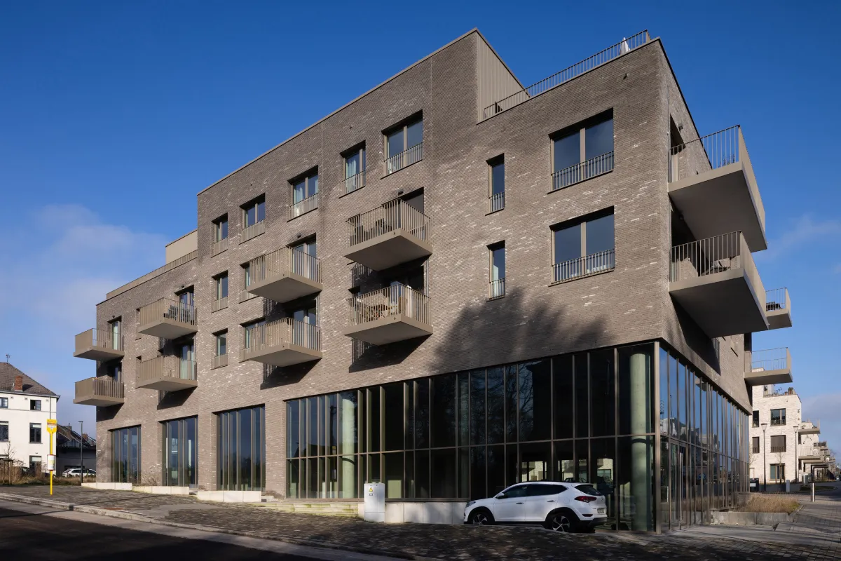 Commerce à louer à Nivelles 1400 6000.00€  chambres 508.00m² - Annonce 635545