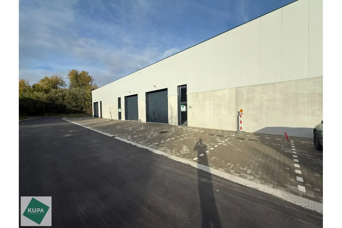 Commerce à louer à Halle 1500 1350.00€  chambres 216.00m² - Annonce 635875