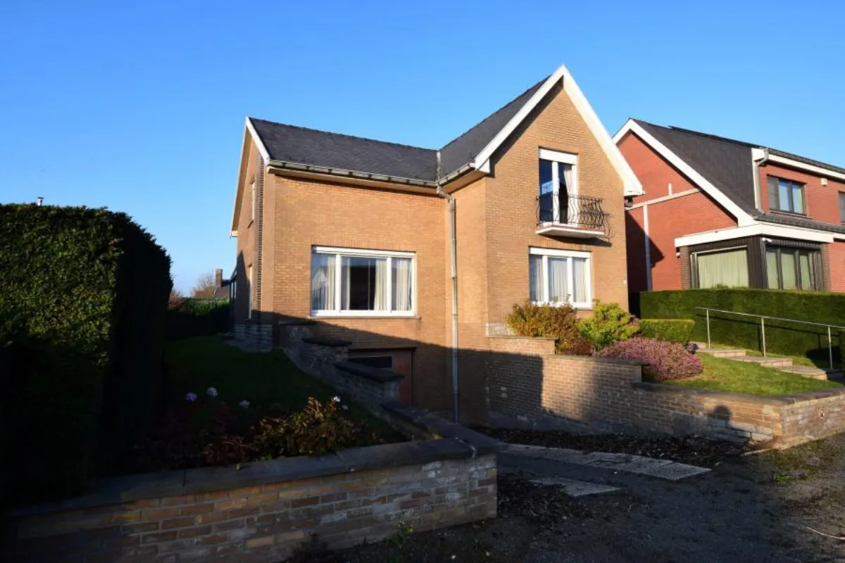 Villa te  koop in Zellik 1731 410000.00€ 3 slaapkamers 180.00m² - Zoekertje 635902