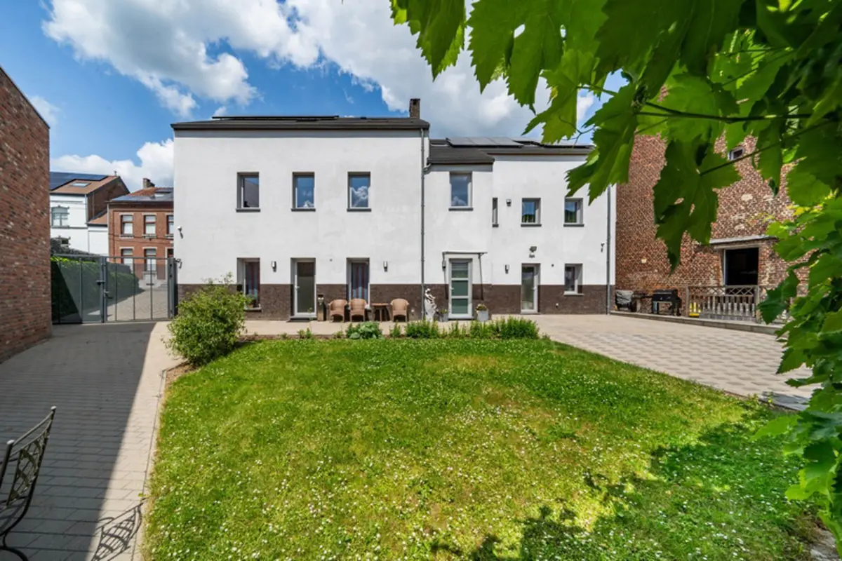 Maison à vendre à Genappe 1470 499000.00€ 4 chambres 250.00m² - Annonce 635880