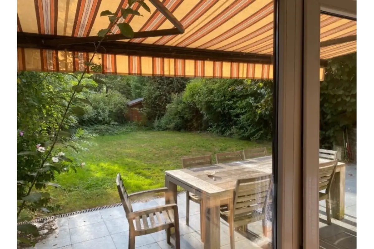 Huis te  koop in Eigenbrakel 1420 565000.00€ 4 slaapkamers 175.00m² - Zoekertje 636141