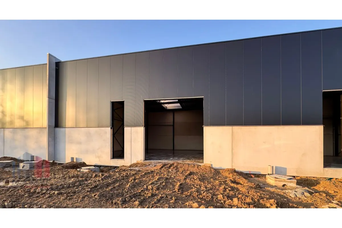 Commerce à vendre à Zellik 1731 449000.00€  chambres 211.00m² - Annonce 635946