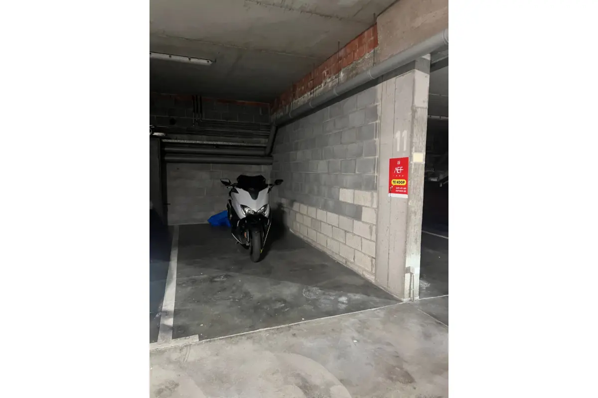 Parking te  koop in Machelen 1830 17500.00€  slaapkamers m² - Zoekertje 636535