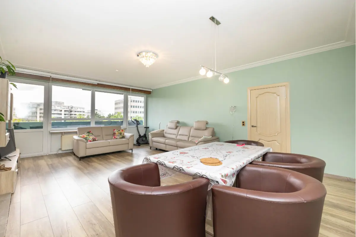 Appartement à  à Molenbeek-Saint-Jean 1080 269000.00€ 2 chambres 95.00m² - Annonce 637094