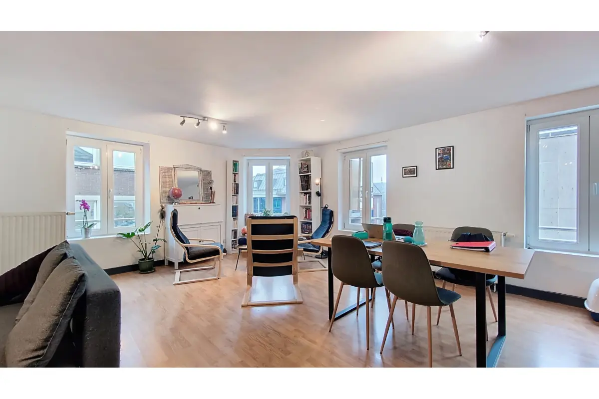 Appartement à vendre à Nivelles 1400 280000.00€ 2 chambres 132.00m² - Annonce 637603