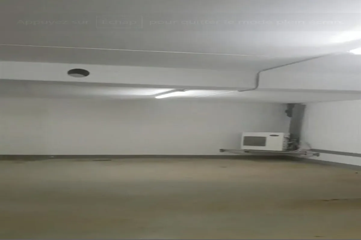 Commerce à louer à Rhode-Saint-Genese 1640 450.00€  chambres 80.00m² - Annonce 638644