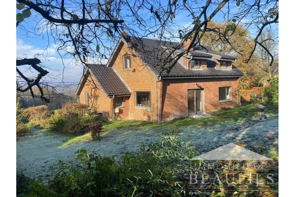 Maison à  à Ittre 1460 1600.00€ 3 chambres 150.00m² - Annonce 639232