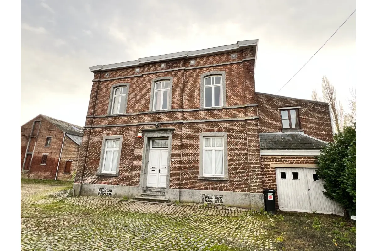 Appartement te  koop in Ramillies 1367 159000.00€ 3 slaapkamers 184.00m² - Zoekertje 640591