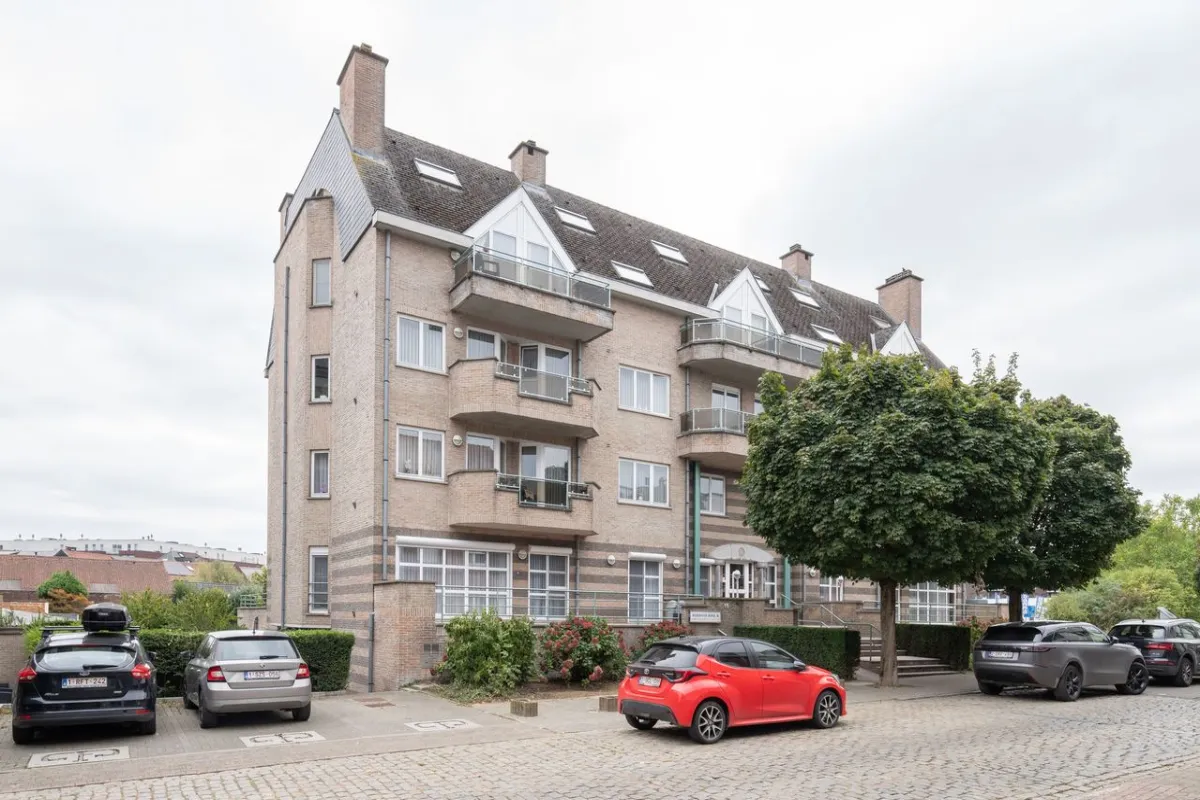 Appartement te  koop in Hal 1500 245000.00€ 2 slaapkamers 96.00m² - Zoekertje 640107