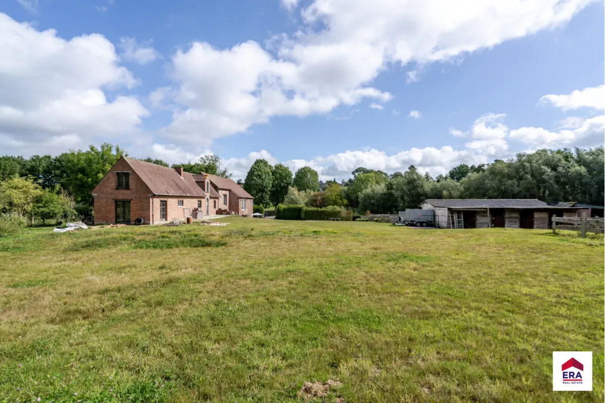 Huis te  koop in Hal 1500 900000.00€ 4 slaapkamers 486.00m² - Zoekertje 641586