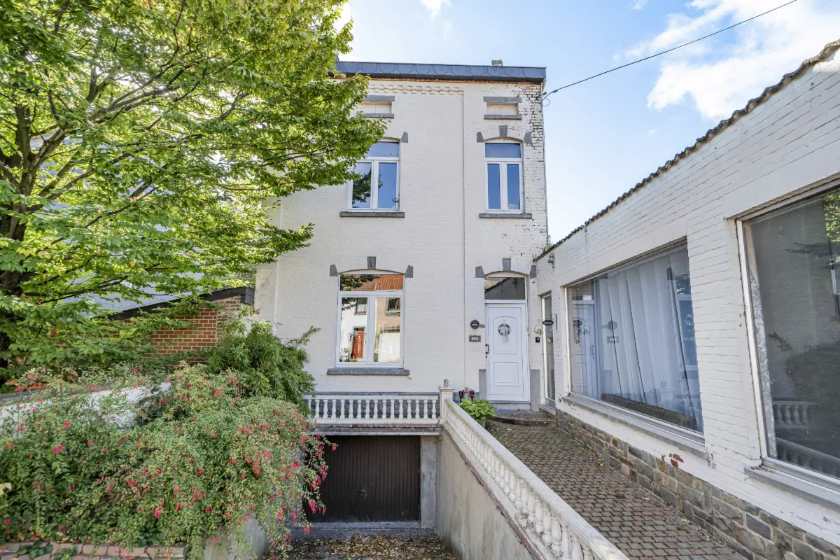 Huis te  in Marbais 1495 325000.00€ 5 slaapkamers 287.00m² - Zoekertje 641177