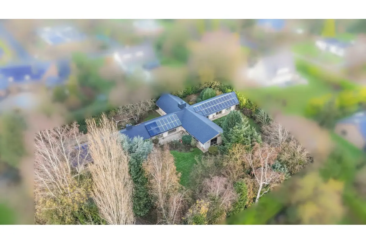 Huis te  in Genepiën 1470 795000.00€ 5 slaapkamers 354.00m² - Zoekertje 641428