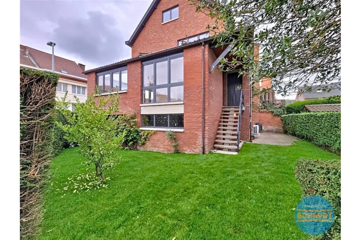 Maison à louer à Braine-l'Alleud 1420 1850.00€ 3 chambres 205.00m² - Annonce 641351