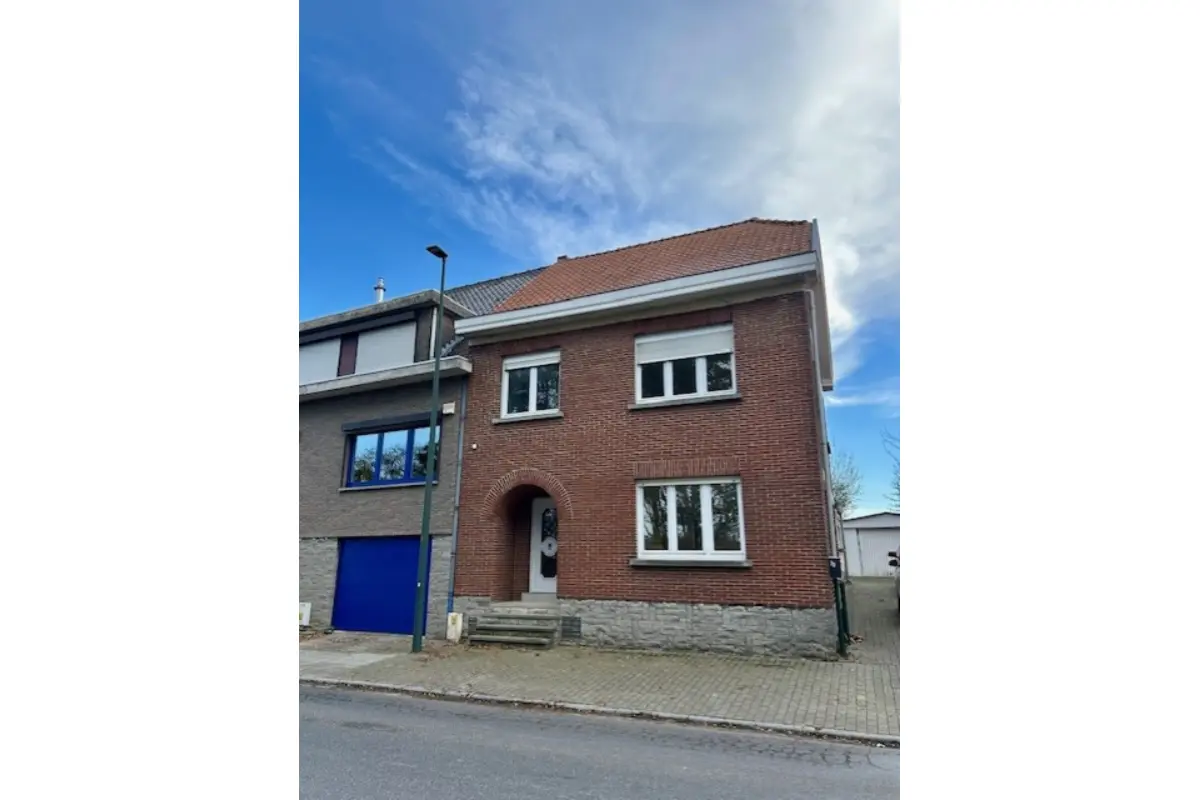 Huis te  huur in Duisburg 3080 1700.00€ 3 slaapkamers 142.00m² - Zoekertje 641143