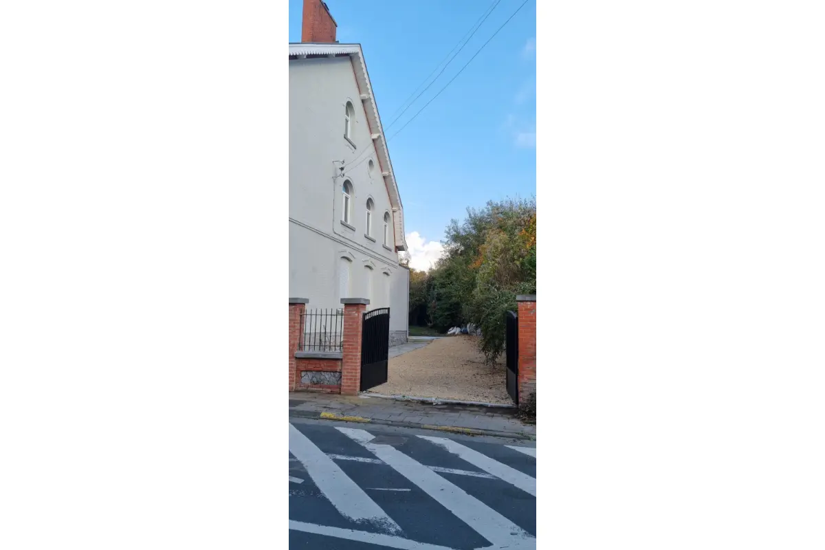 Maison à vendre à Tubize 1480 395000.00€ 6 chambres 195.00m² - Annonce 641001