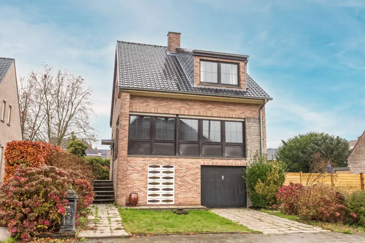 Huis te  koop in Hal 1500 335000.00€ 3 slaapkamers 202.00m² - Zoekertje 641651