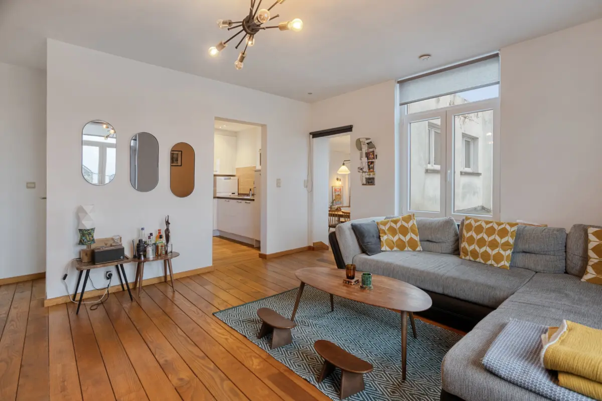 Appartement à vendre à Leeuw-Saint-Pierre 1600 239000.00€ 2 chambres 75.00m² - Annonce 641963