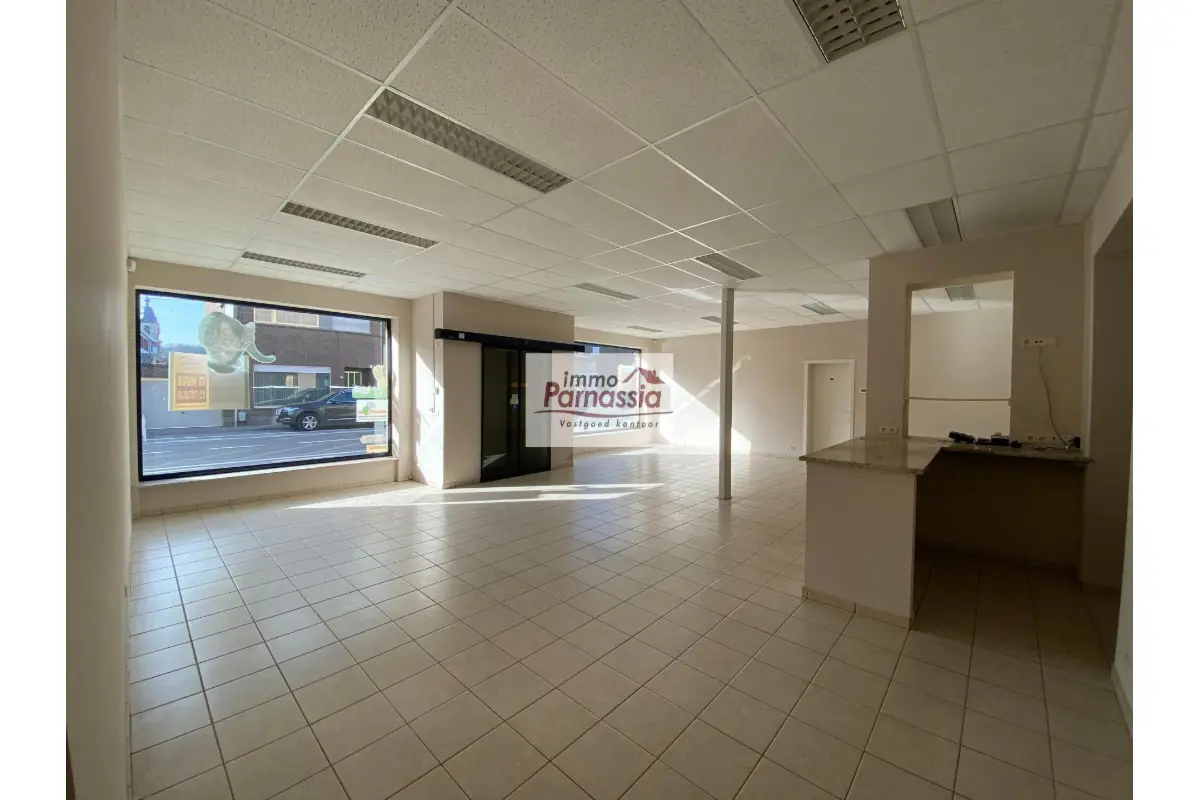 Handelszaak te  huur in Kortenberg 3070 1900.00€  slaapkamers 175.00m² - Zoekertje 642516