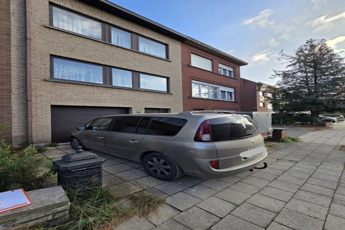 Huis te  koop in Vilvoorde 1800 370000.00€ 3 slaapkamers m² - Zoekertje 641649