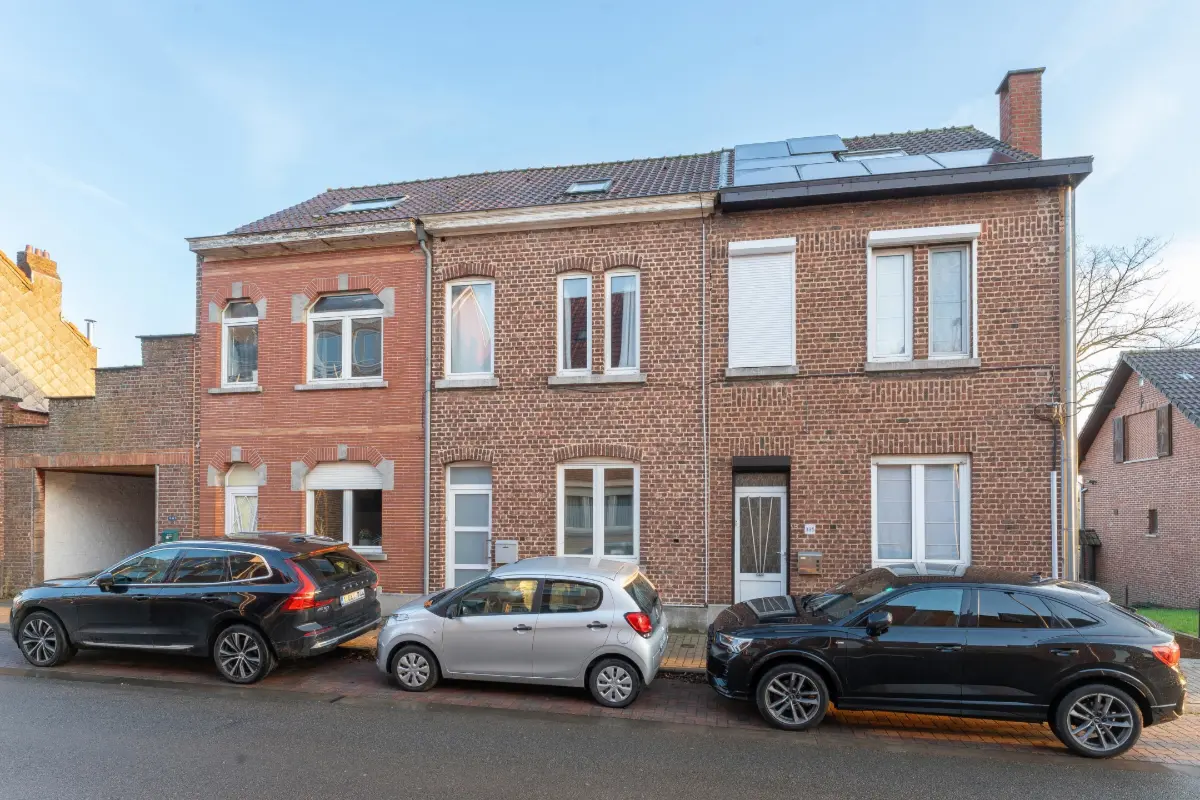 Huis te  koop in Eigenbrakel 1420 375000.00€ 3 slaapkamers 140.00m² - Zoekertje 642438