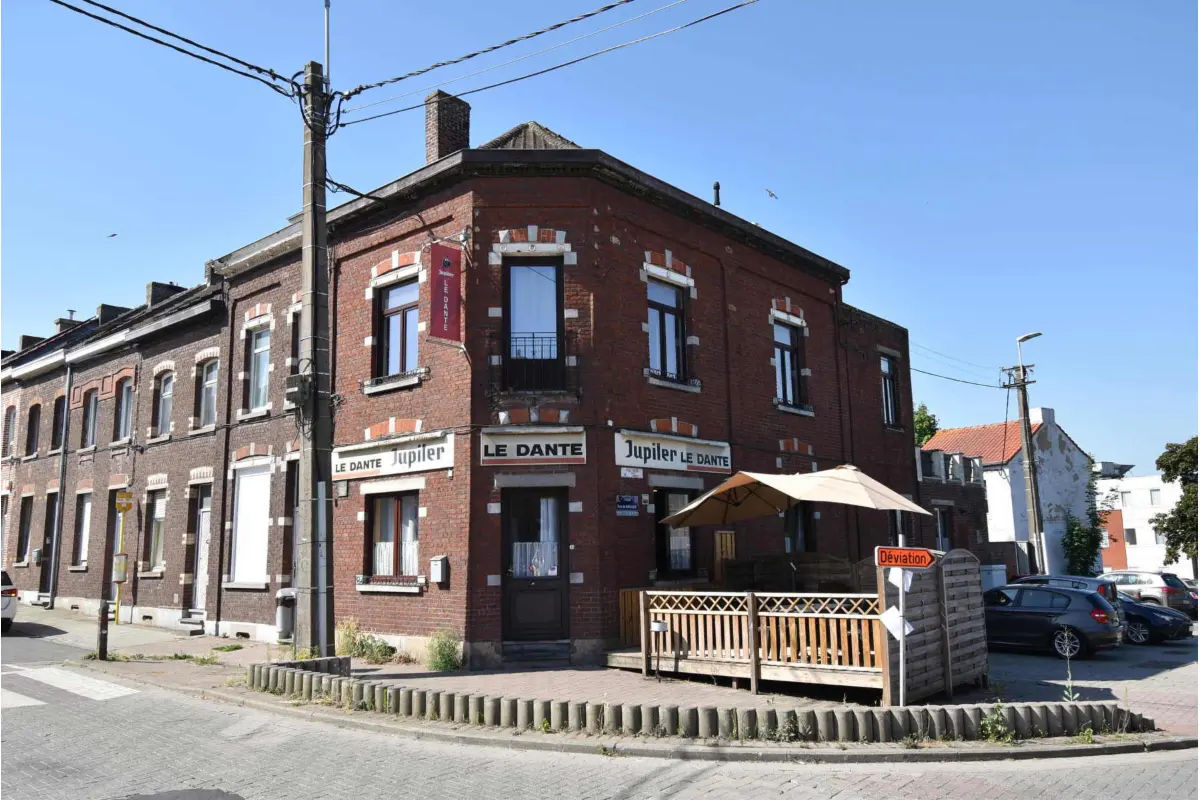 Handelszaak te  koop in Tubeke 1480 175000.00€  slaapkamers 76.00m² - Zoekertje 642280