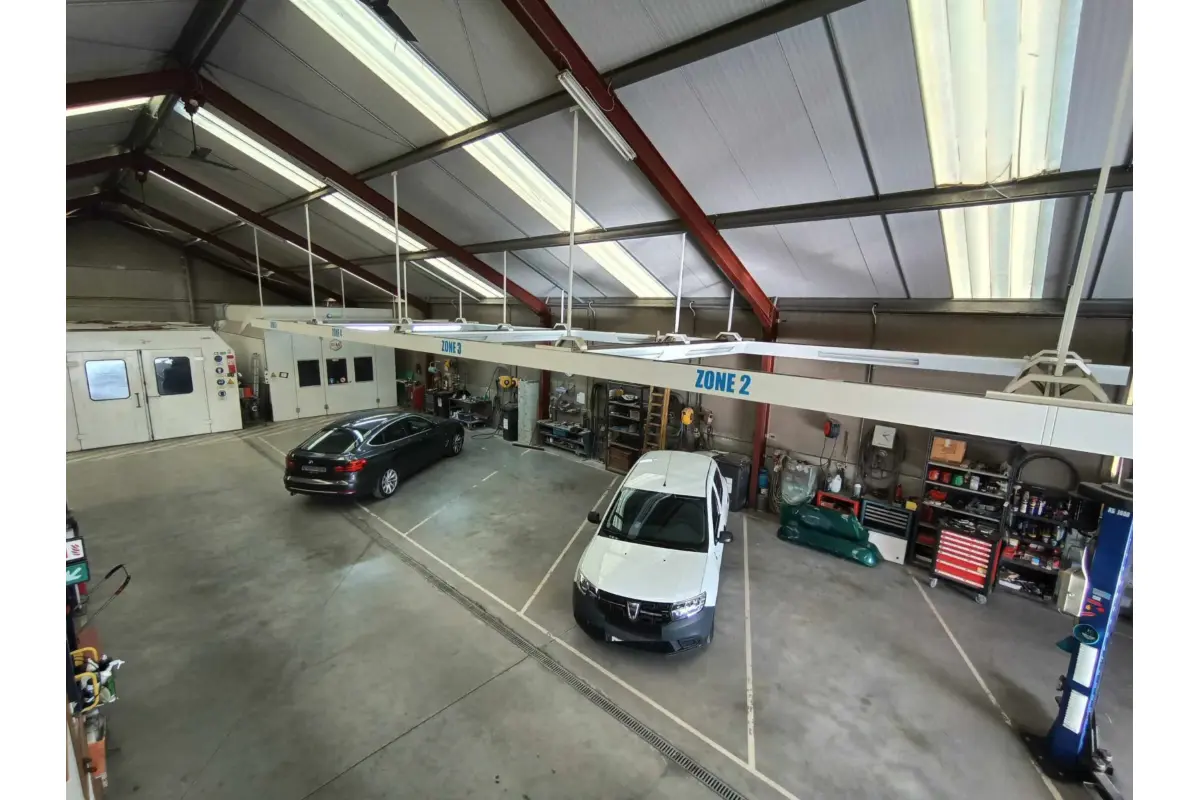 Commerce à  à Boussoit 7110 840000.00€  chambres 670.00m² - Annonce 644358