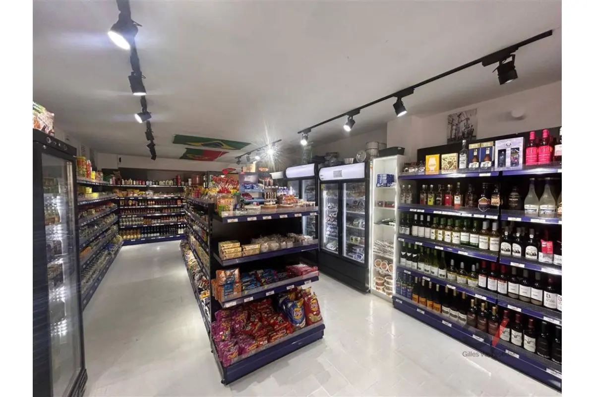 Handelszaak te  koop in Leuven 3000 250000.00€  slaapkamers 48.00m² - Zoekertje 643200