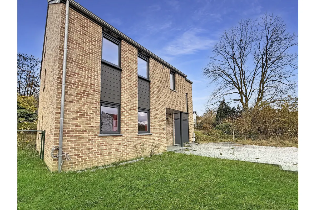 Maison à vendre à Wavre 1300 620000.00€ 6 chambres 285.00m² - Annonce 644282