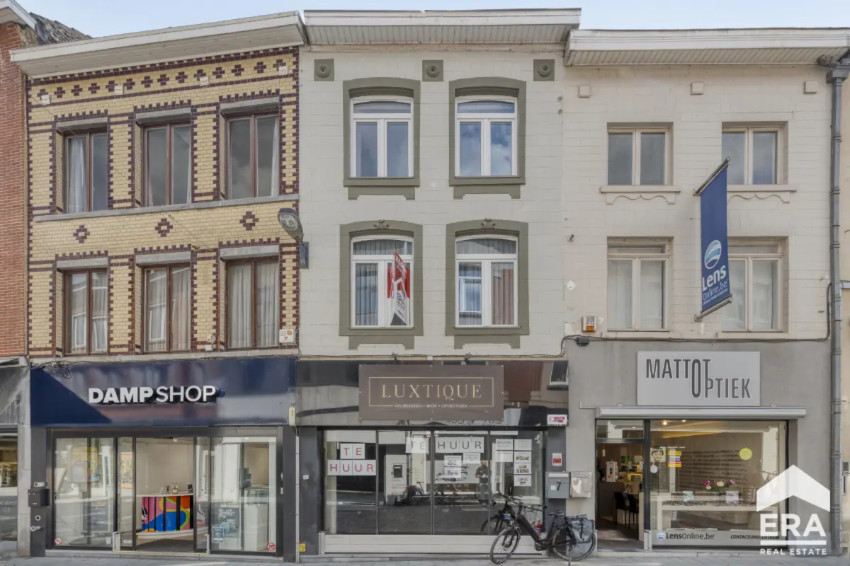 Huis te  koop in Hal 1500 250000.00€ 3 slaapkamers 140.00m² - Zoekertje 644231