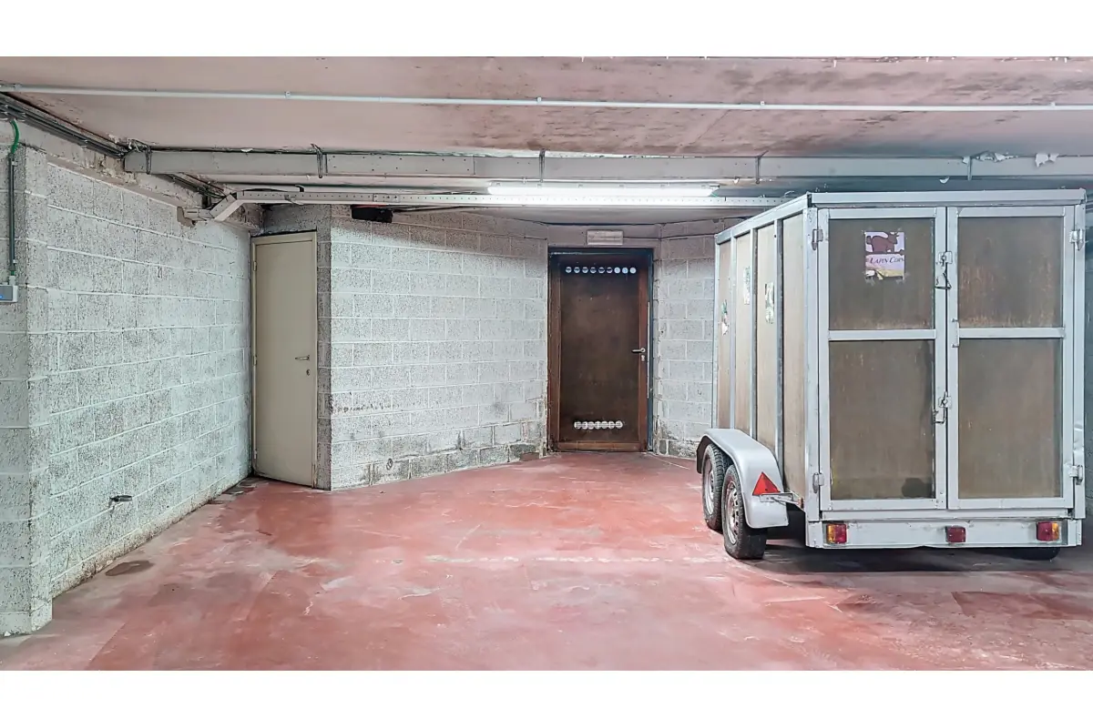 Parking / garage à louer à Waterloo 1410 55.00€  chambres m² - Annonce 746598