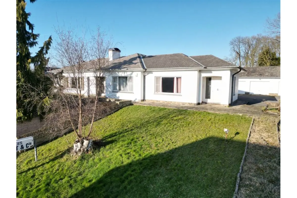 Huis te  koop in Orp-le-Grand 1350 425000.00€ 4 slaapkamers 200.00m² - Zoekertje 644006