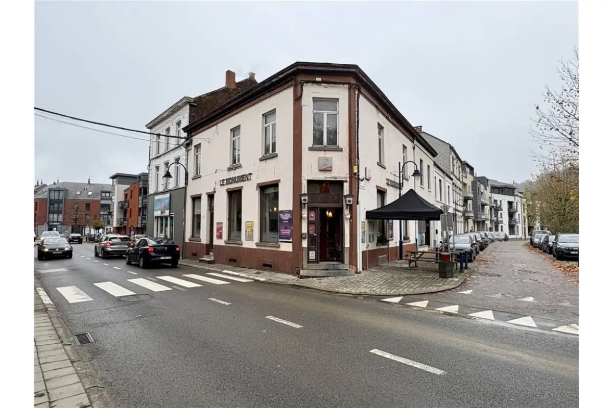 Huis te  koop in Court-Saint-Etienne 1490 250000.00€ 3 slaapkamers 200.00m² - Zoekertje 645660