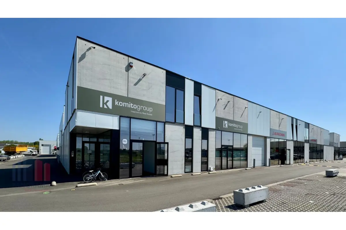 Handelszaak te  koop in Merchtem 1785 1295000.00€  slaapkamers 611.00m² - Zoekertje 645170