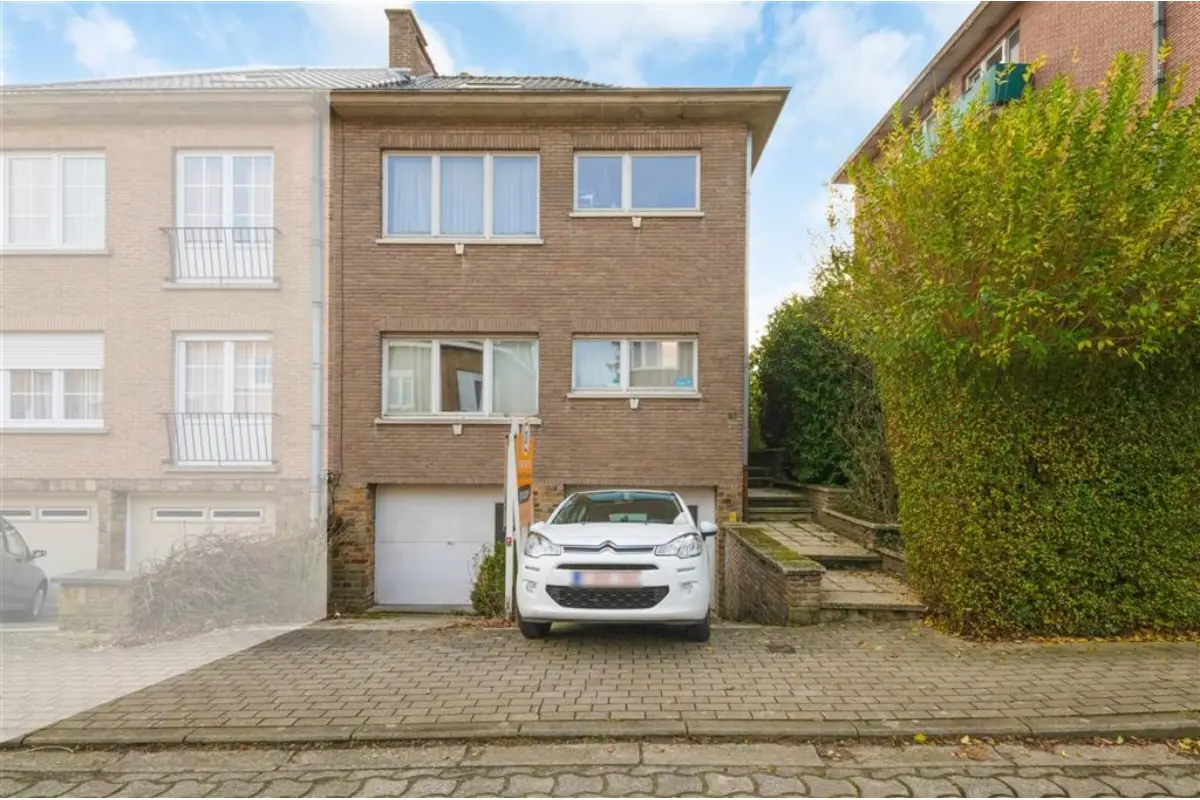 Immeuble de rapport - Immeuble à appartement à vendre à Dilbeek 1700 519000.00€ 5 chambres 215.00m² - Annonce 645640