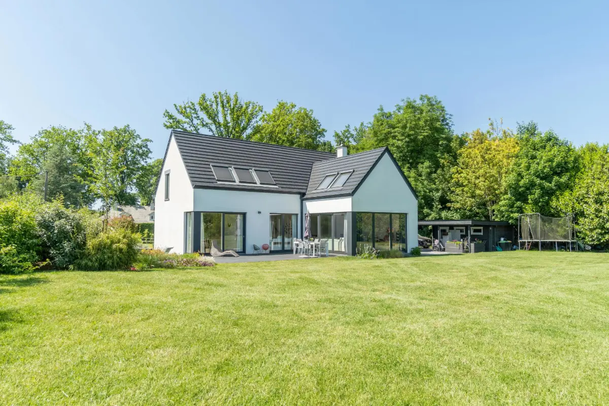 Huis te  huur in Lasne 1380 3000.00€ 3 slaapkamers 220.00m² - Zoekertje 645399