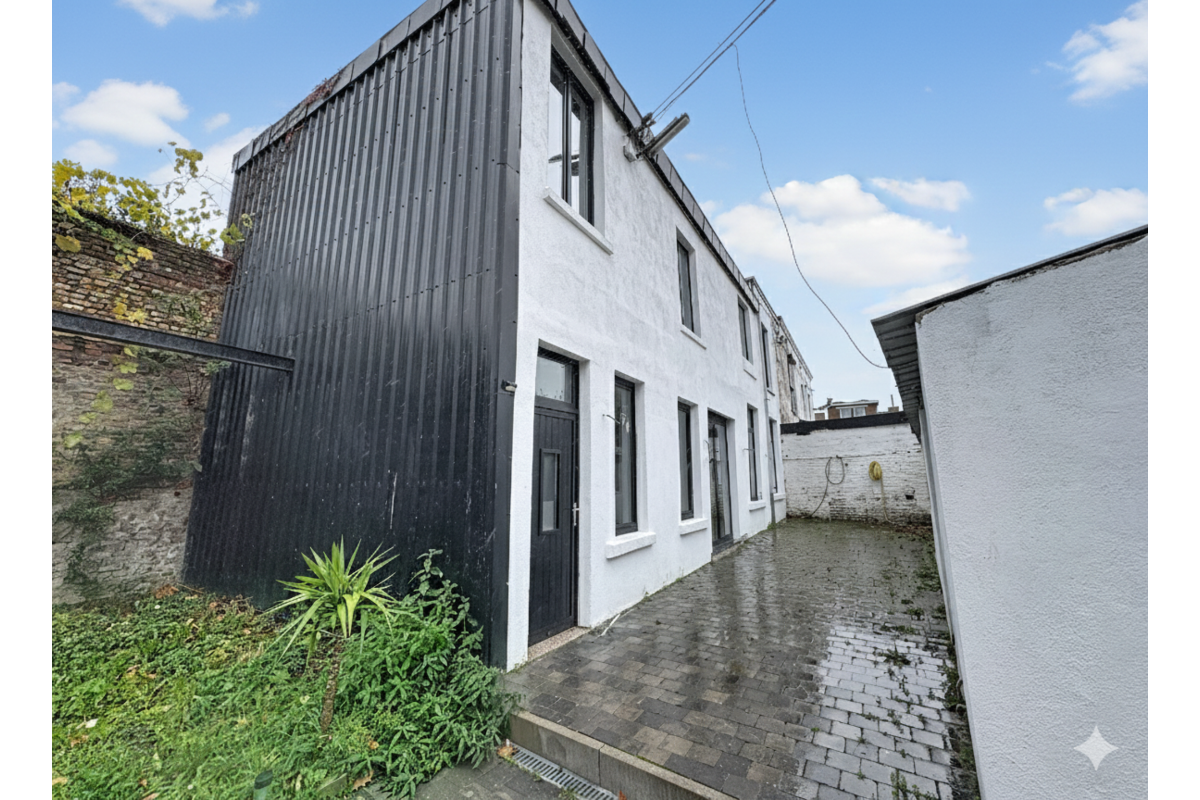 Huis te  in Marcinelle 6001 149000.00€ 2 slaapkamers 172.00m² - Zoekertje 645372