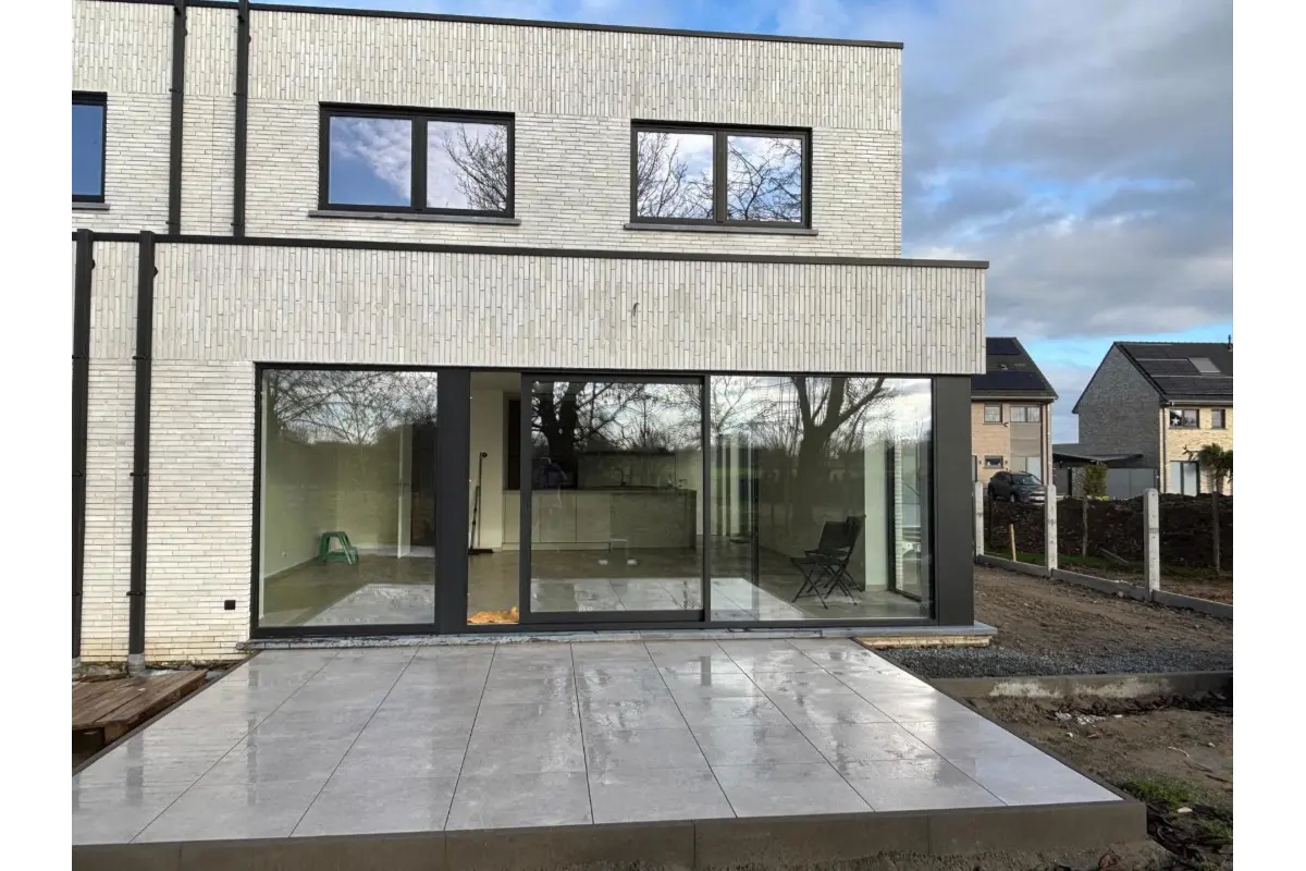 Huis te  huur in Galmaarden 1570 1400.00€ 3 slaapkamers 123.00m² - Zoekertje 646340