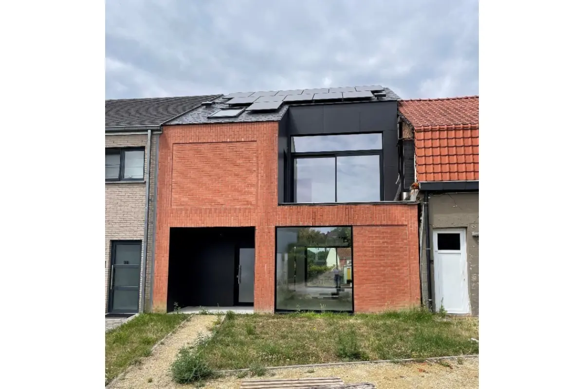 Maison à louer à Rhode-Saint-Genese 1640 2000.00€ 4 chambres 197.00m² - Annonce 646696