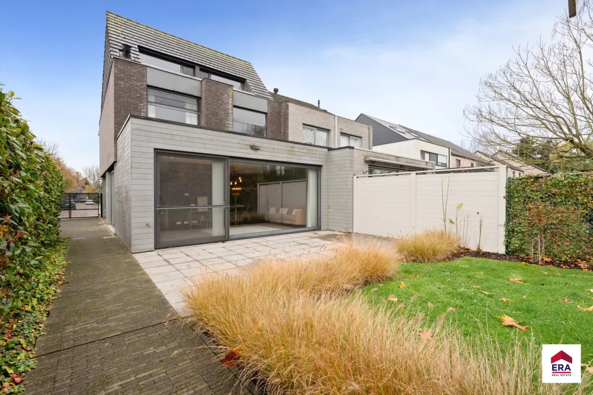 Huis te  koop in Asse 1730 615000.00€ 4 slaapkamers 211.00m² - Zoekertje 646668