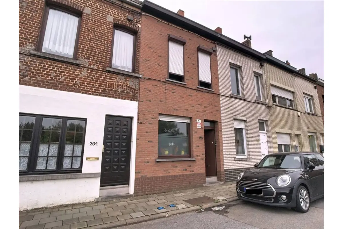 Huis te  koop in Hal 1500 295000.00€ 3 slaapkamers 115.00m² - Zoekertje 647189