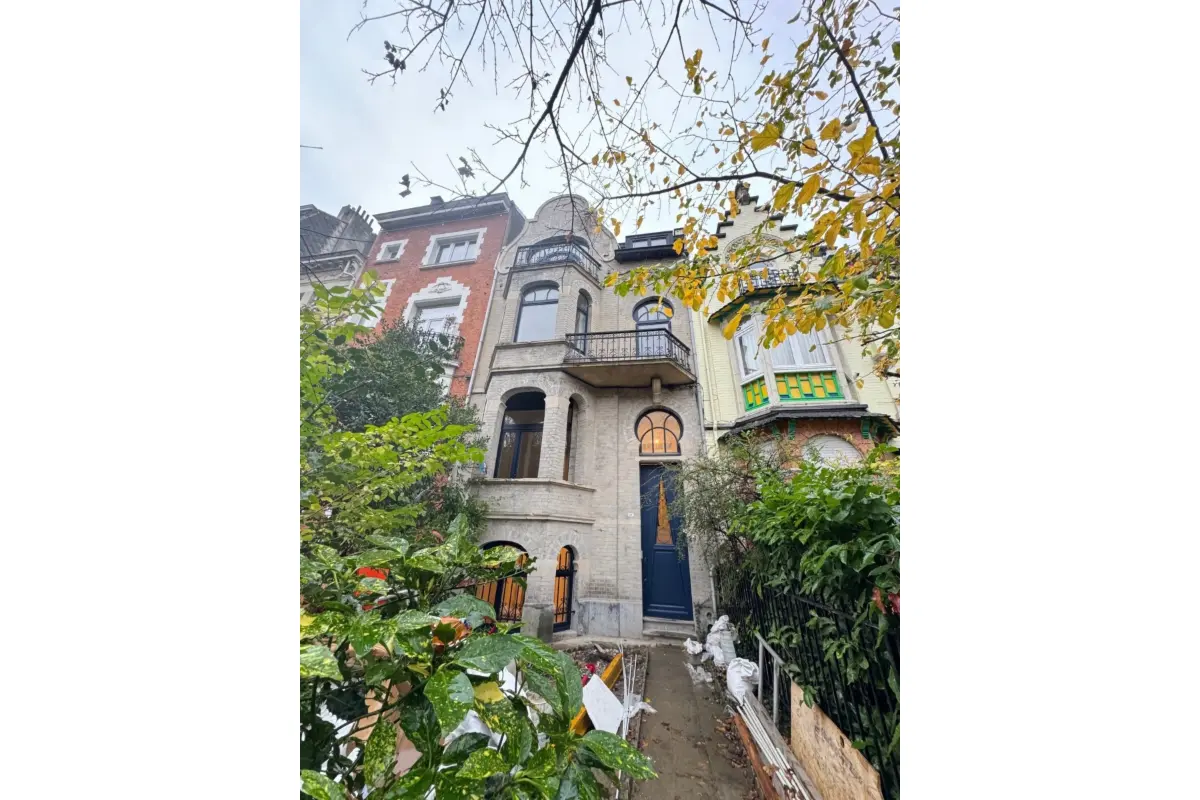 Duplex à  à Forest 1190 1995.00€ 3 chambres m² - Annonce 647317