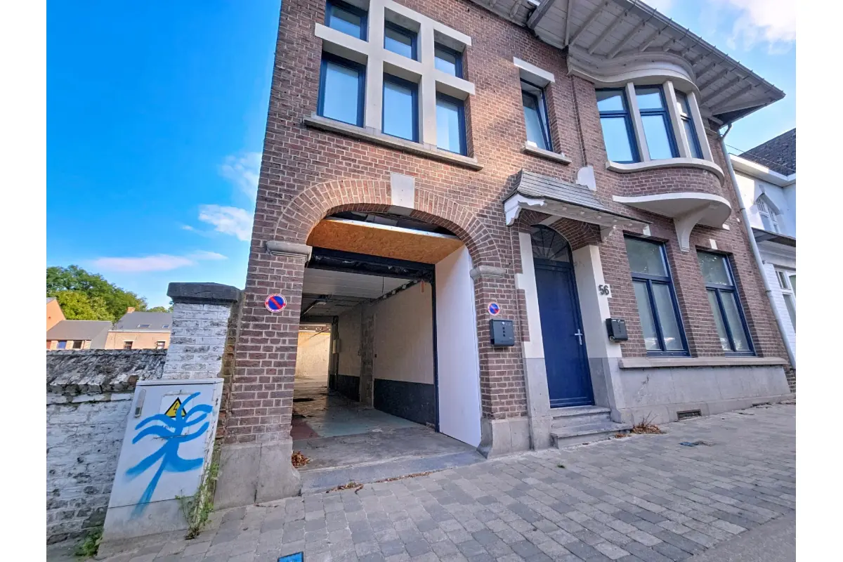 Parking / garage à louer à Ottignies 1340 930.00€  chambres m² - Annonce 647488