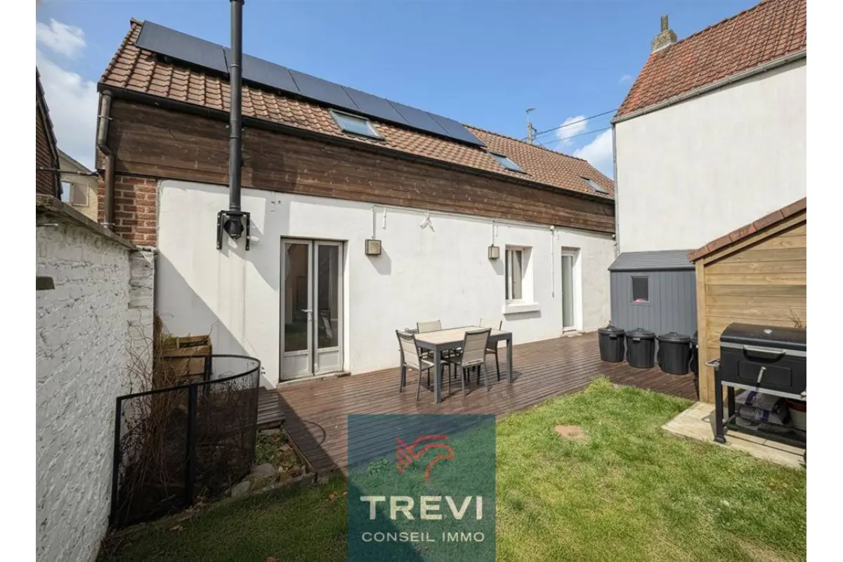 Huis te  in Saintes 1480 295000.00€ 3 slaapkamers 110.00m² - Zoekertje 648294