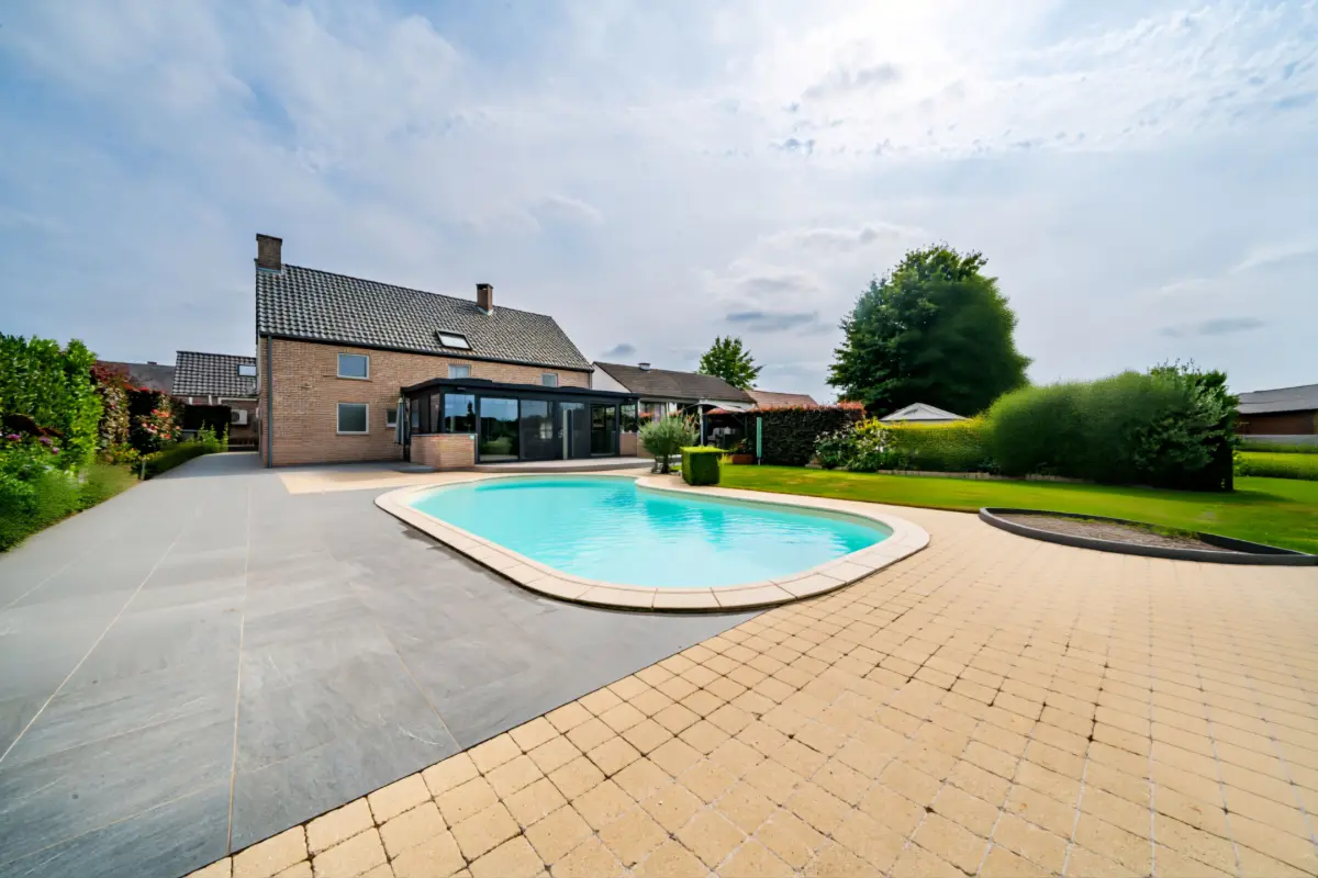 Villa te  koop in Baisy-Thy 1470 875000.00€ 5 slaapkamers 330.00m² - Zoekertje 648487