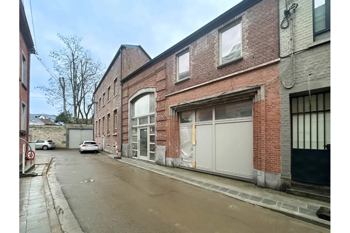 Duplex te  in Nijvel 1400 1500.00€ 4 slaapkamers 165.00m² - Zoekertje 648817