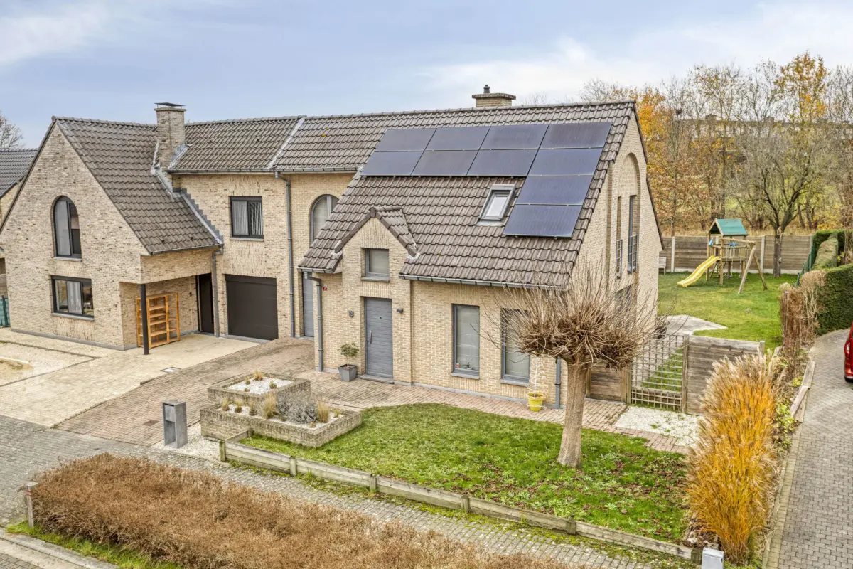 Huis te  koop in Liedekerke 1770 485000.00€ 3 slaapkamers 150.00m² - Zoekertje 649426